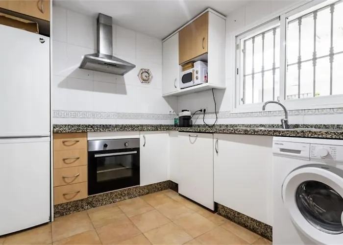 Centrico A 250 Metros De La Playa & Parking *